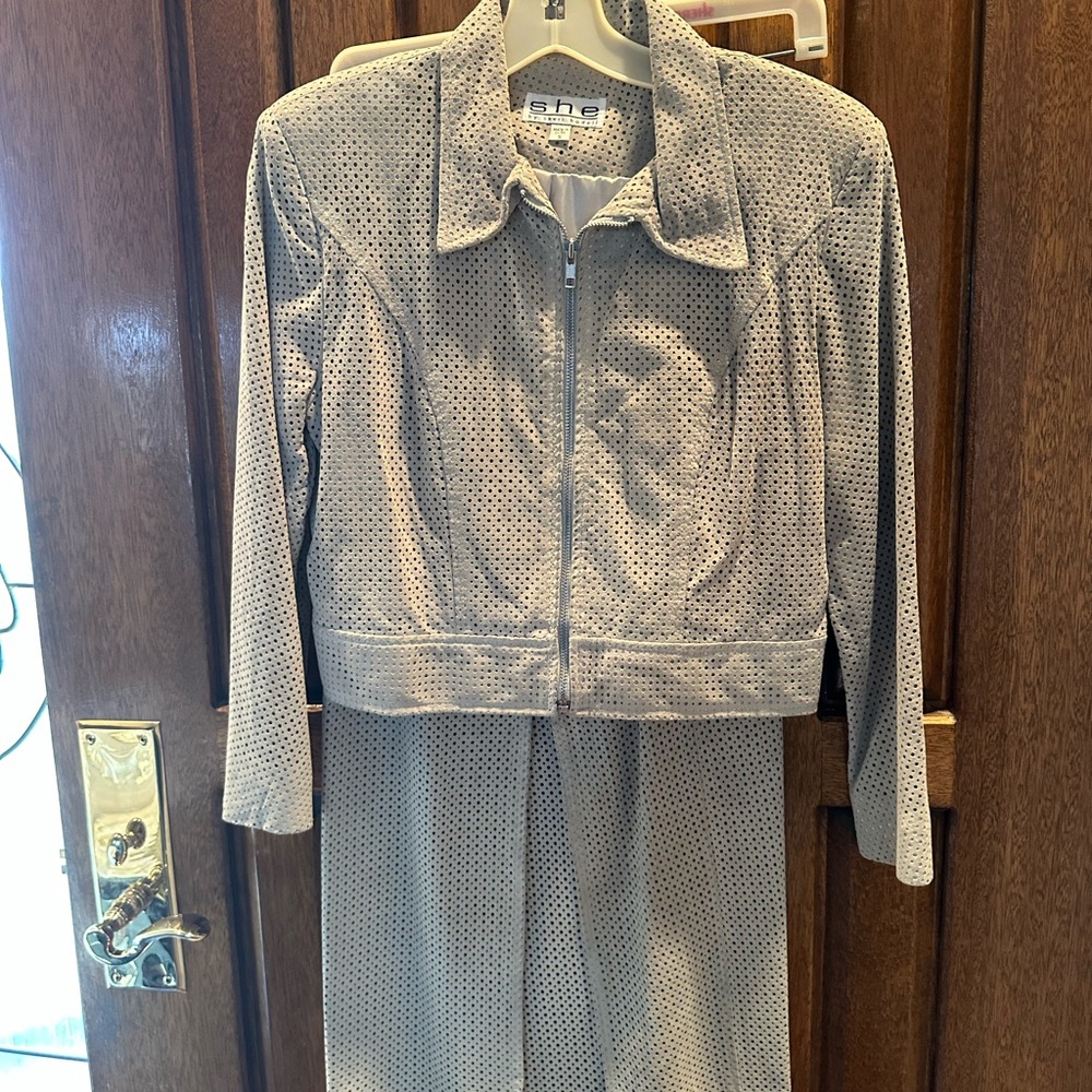 Women’s leather jacket & skirt by she Sheri bodell